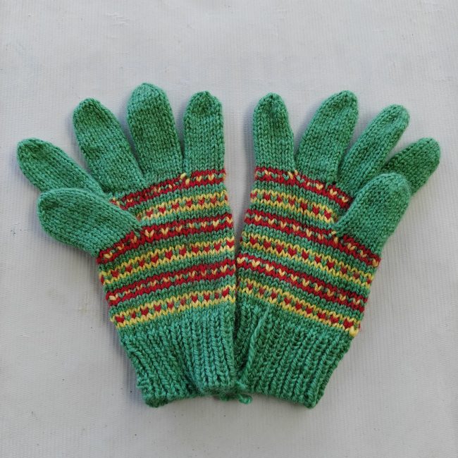 Hand-knitted Gloves - Image 7