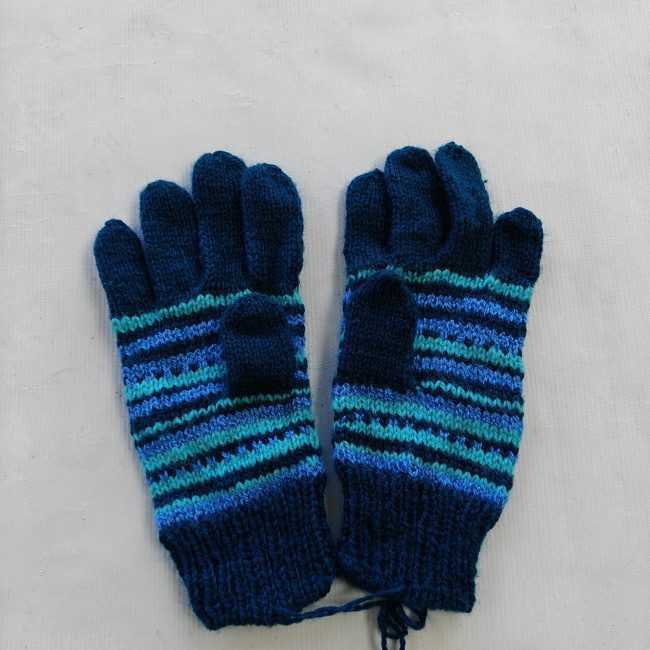 Hand-knitted Gloves - Image 3