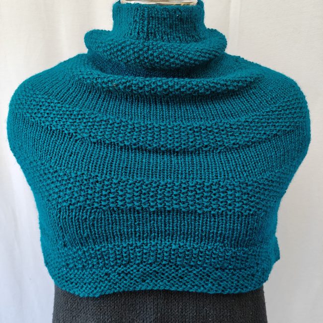 Hand-knitted Cowl - Image 16