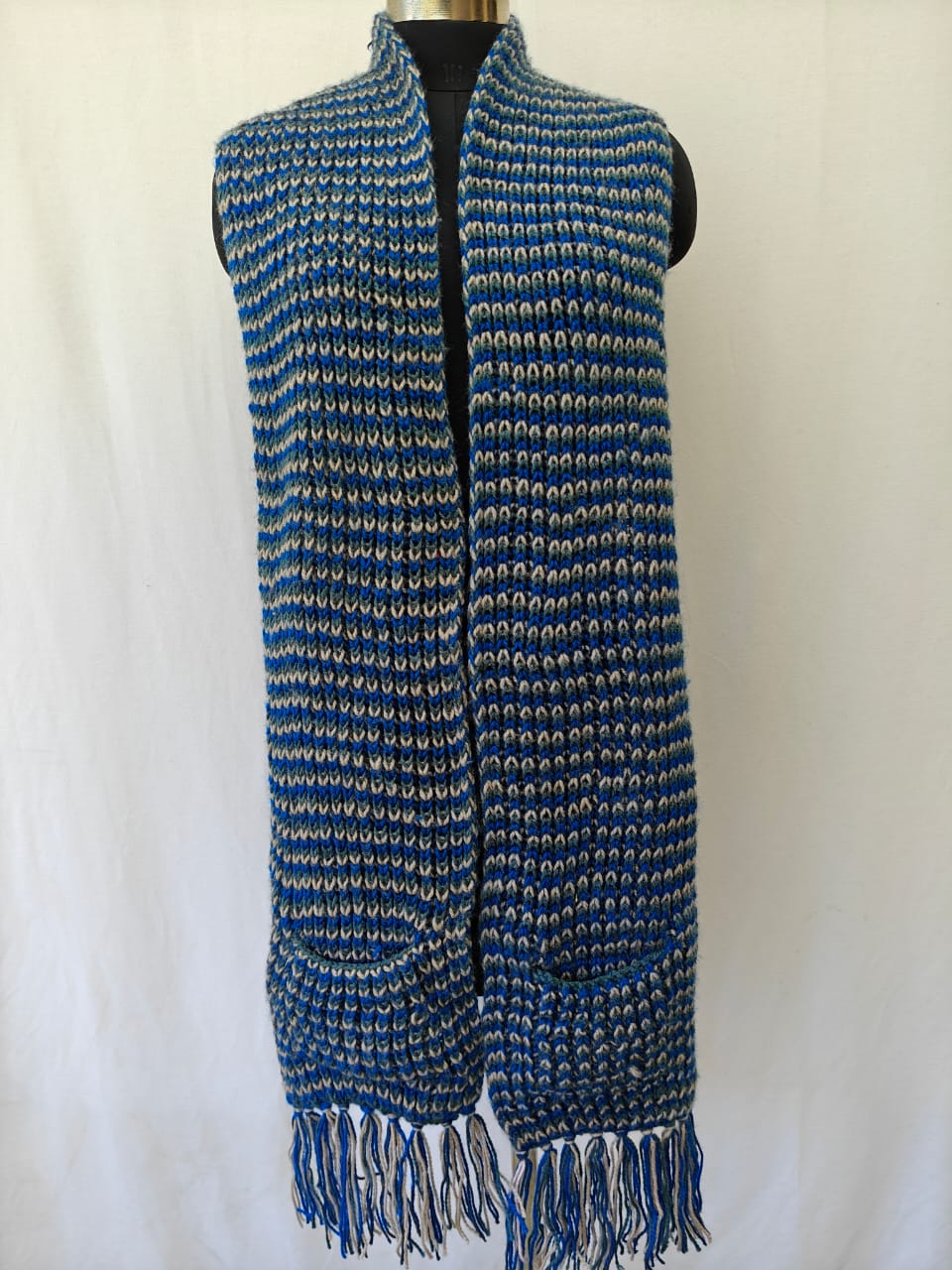 Hand-knitted Muffler (Long) with Pockets - Image 44