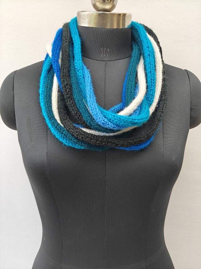 Hand-knitted Strip Muffler - Image 5