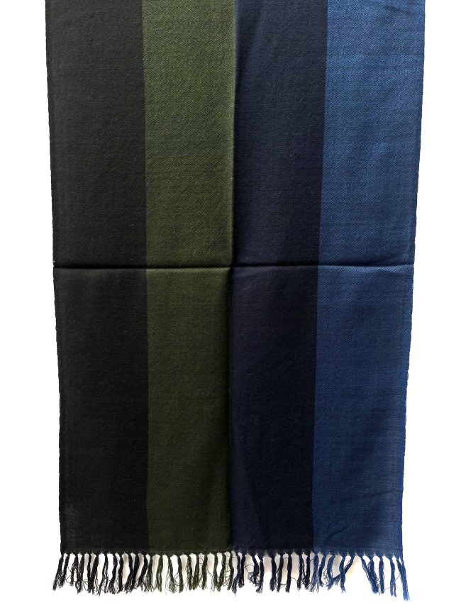 Hand-woven Woollen Stole (DA68 II-1) - Image 2