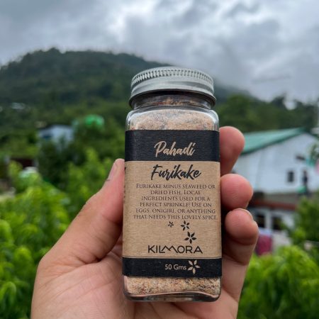 No seaweed or dried fish And yet it tastes delicious! All ingredients where you get to taste the Himalayan sun and freshness as you sprinkle it on eggs or a salad.
